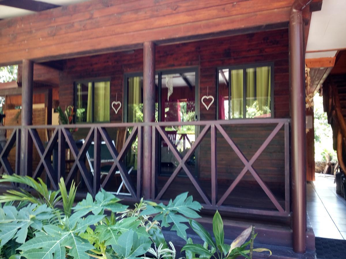 Haere Mai I Te Fare Hotel Teavaro Exterior foto