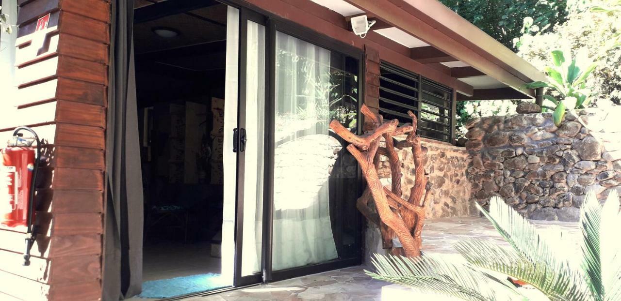 Haere Mai I Te Fare Hotel Teavaro Exterior foto